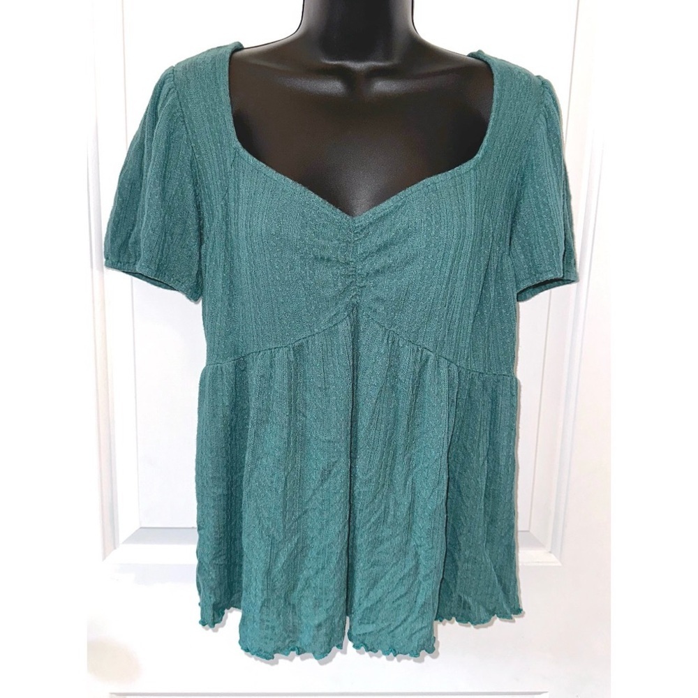 Maurice’s blue short sleeve top